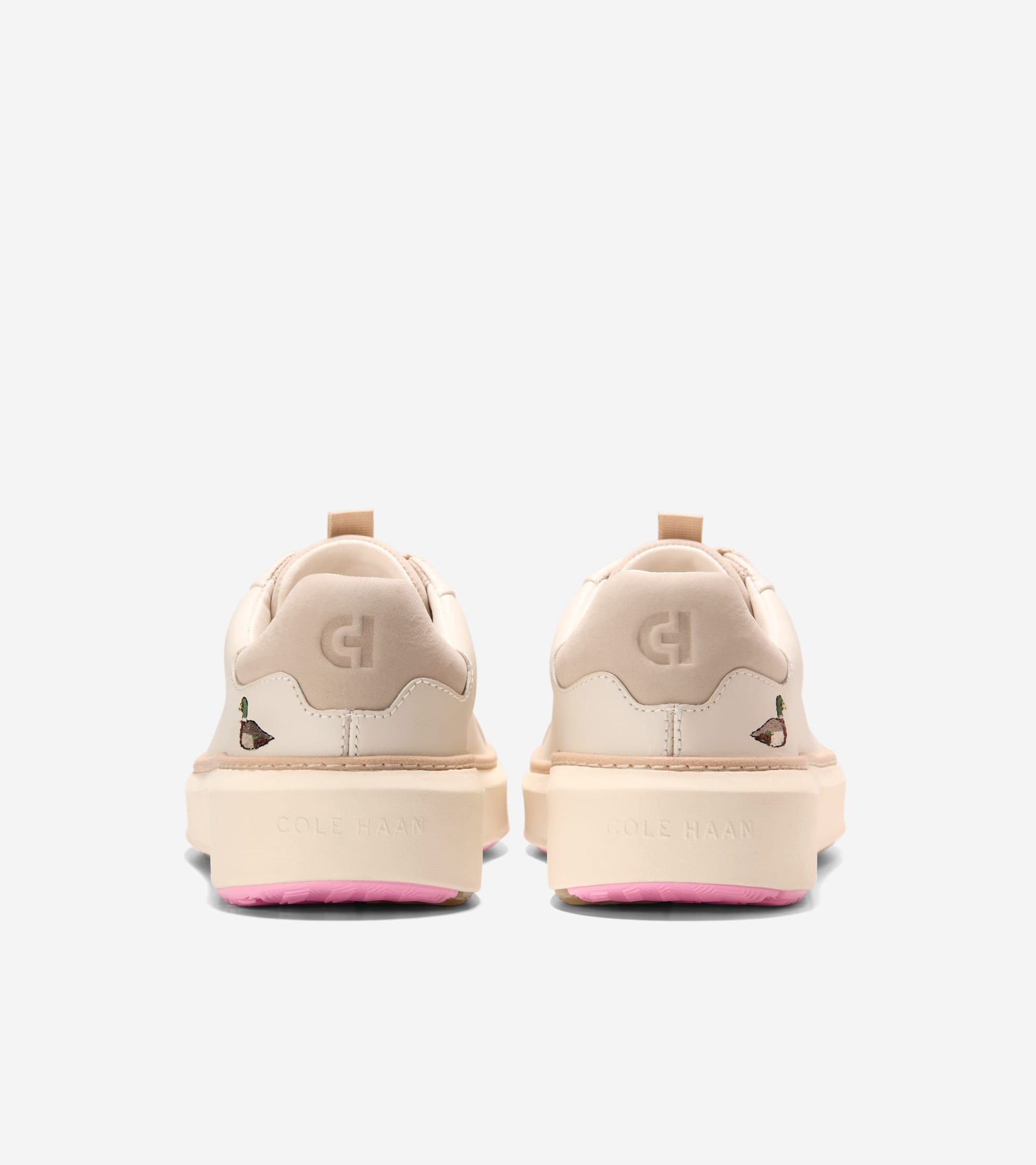 W32962:IVORY WP / CH LT SESAME NUBUCK WP / IVORY